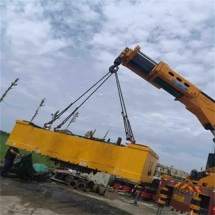 叙永随车吊吊集装箱怎么吊