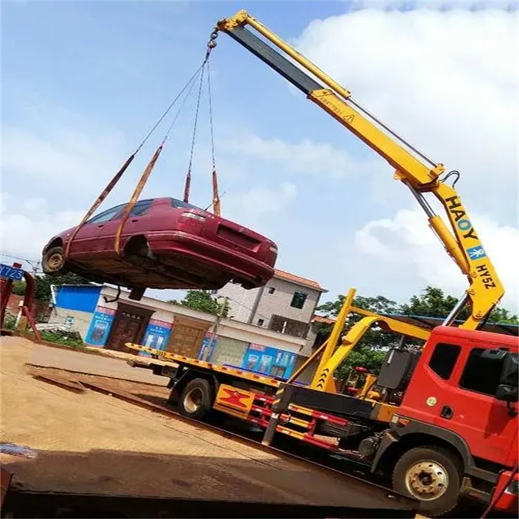 叙永吊车吊汽车的正确方法